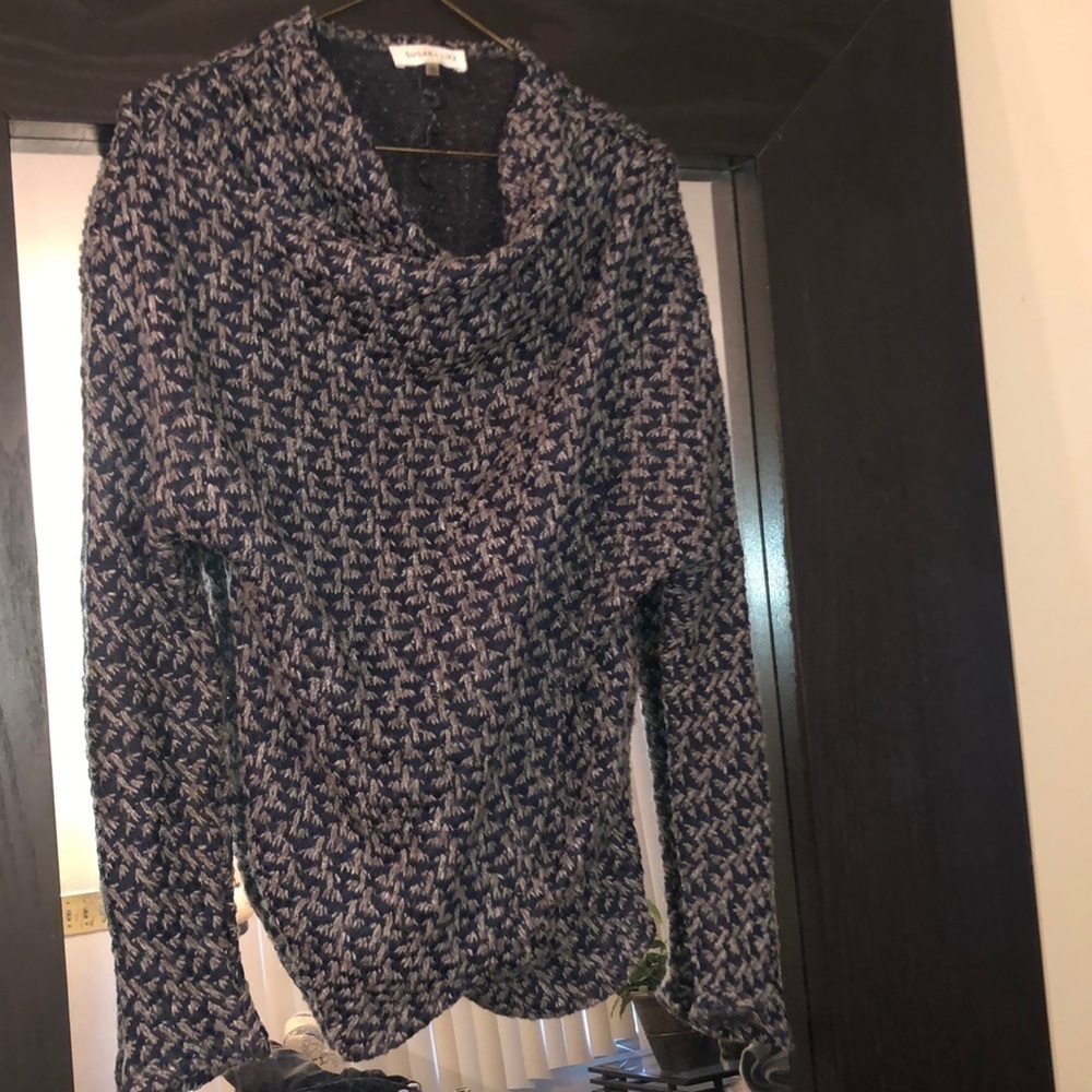 TURTLE neck sweater. Navy and Gray (XS)